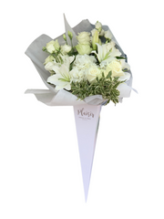 مخروط مربوط يدويًا - باللون الأبيض بالكامل