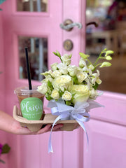 coffee & white rose flowers combo