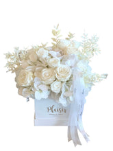 Longlife Arrangement in Square Velvet