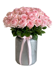 مزهرية كبيرة باللون الفضي الملكي - ورود الحديقة الوردية