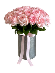 مزهرية متوسطة الحجم باللون الفضي الملكي - ورود الحديقة الوردية