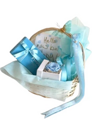 مجموعة هدايا - سلة للبنات