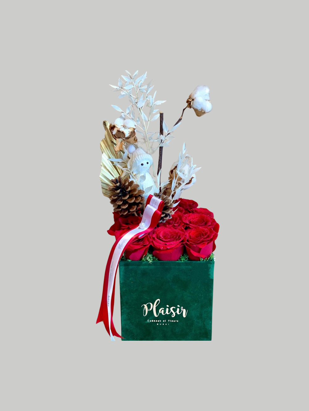 Festive Velvet Square - Red Roses