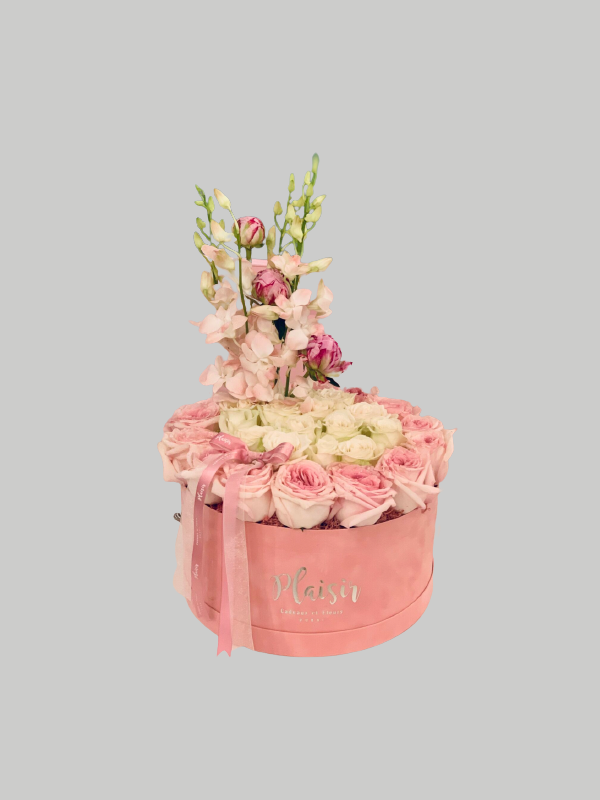 Velvet Hatbox - Pink and White Roses with Dendro