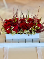 صندوق شوكولاتة فاخر مزين بالزهور