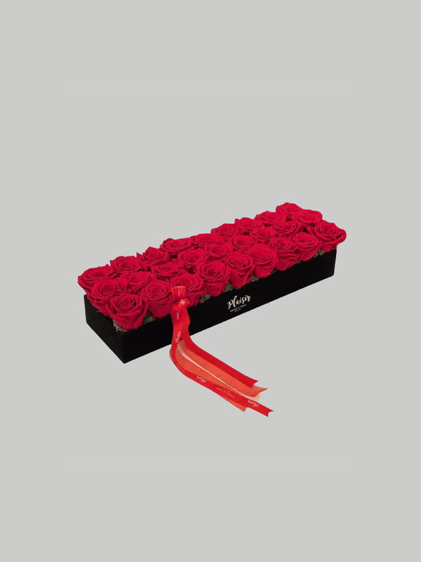 Infinity Roses in Luxury Black Velvet Tray – Large