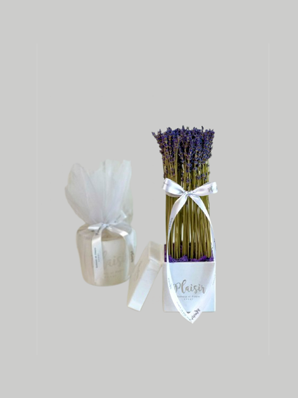 Giftset - Lavender Velvet and Candle White