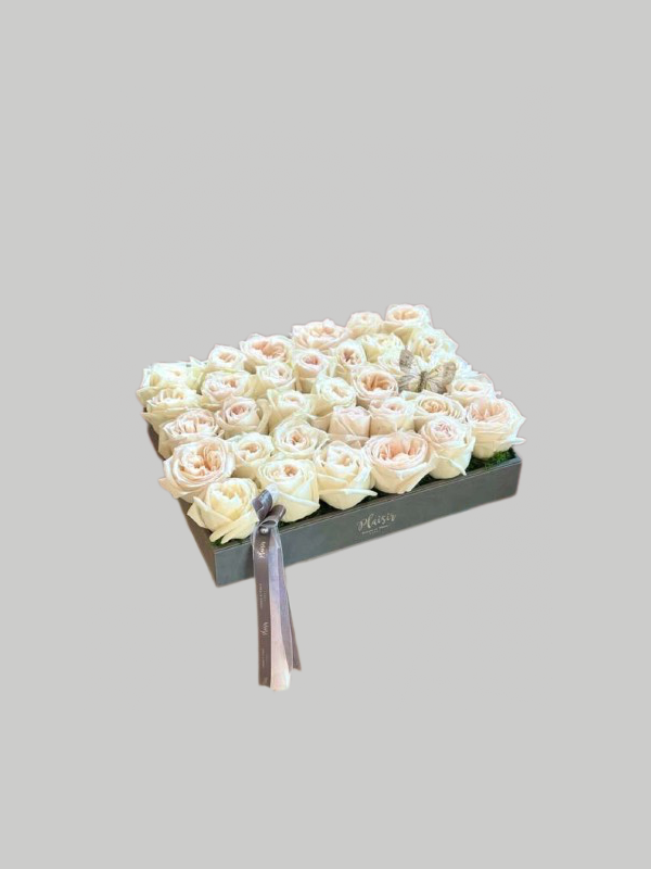 Tray - White Roses in Leather Tray